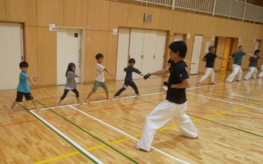 棒だって使いようによっては練習の道具になるんです！